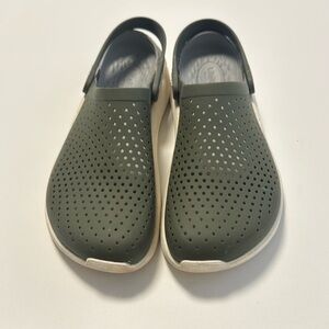 CROCS Men's Clog Literider Army Green Outdoor Summer Beach Resort Travel Size 13
